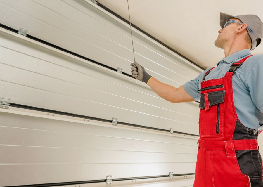 Garage-door work by Best Deal Garage Door in Cedar Rapids, IA