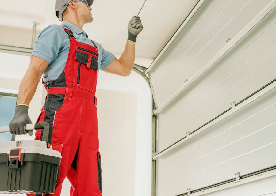 Garage-door work by Union Garage Doors & Repair in Houston, TX