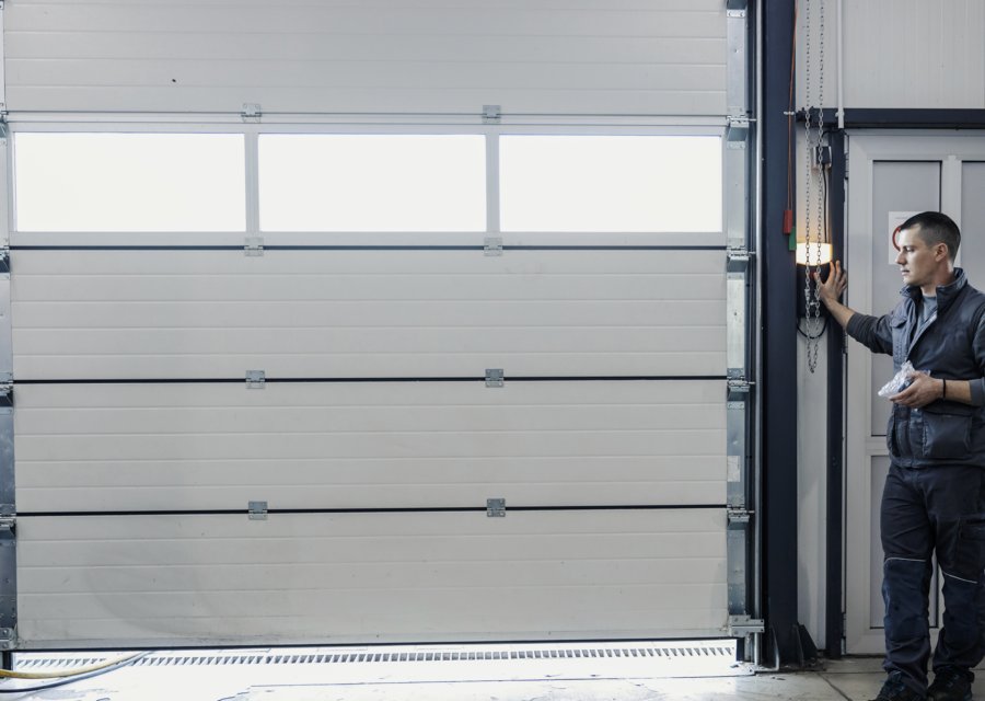 Garage-door work by Berry Garage Door in Hutchinson, KS