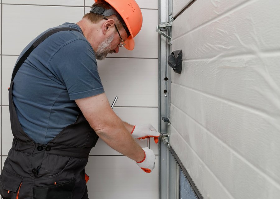 Garage-door work by Burt Garage Door Repair in Lenexa, KS
