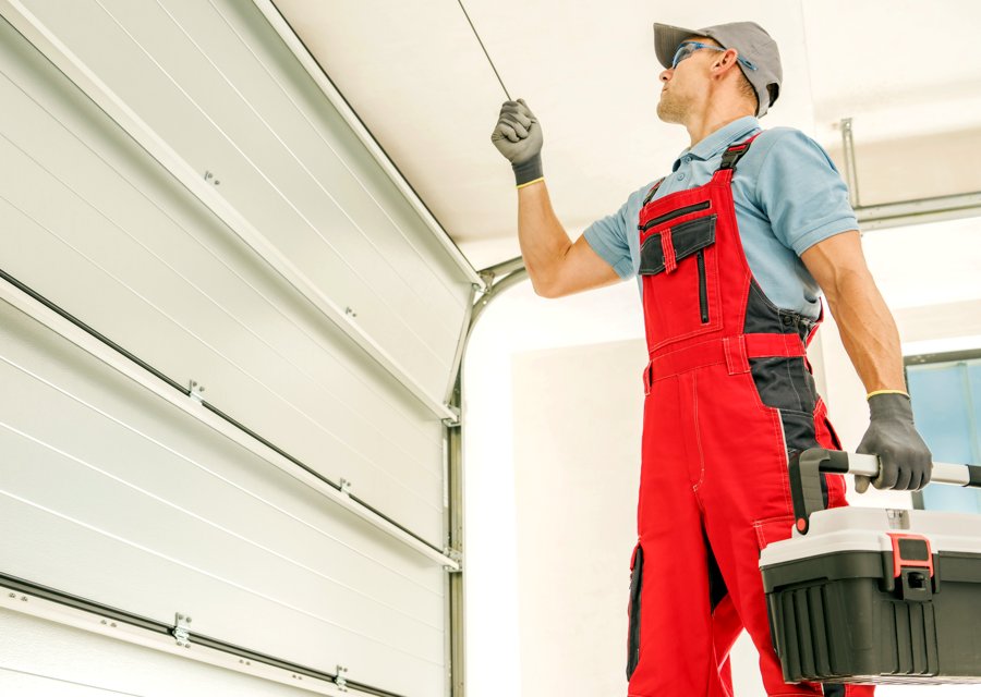 Garage-door work by Top Choice Garage Doors in Natchez, MS