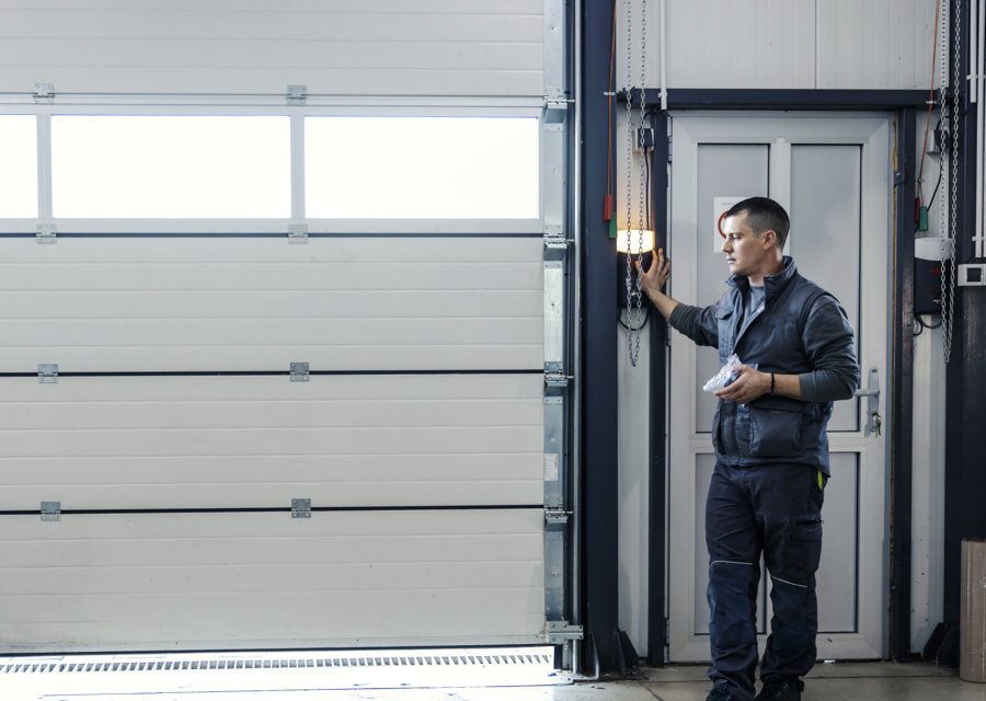 Garage-door work by Edmond Garage Door Repair in Green Valley, AZ