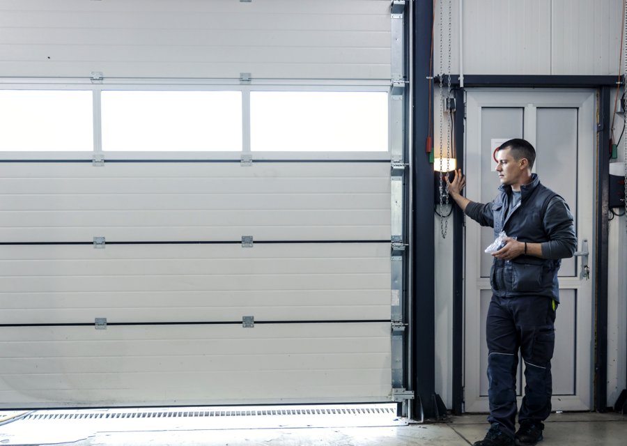 Garage-door work by Mark Bryner Doors in Tampa, FL