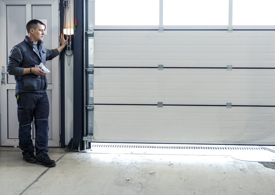 Garage-door work by Guzman Garage Door Repair in Wenatchee, WA
