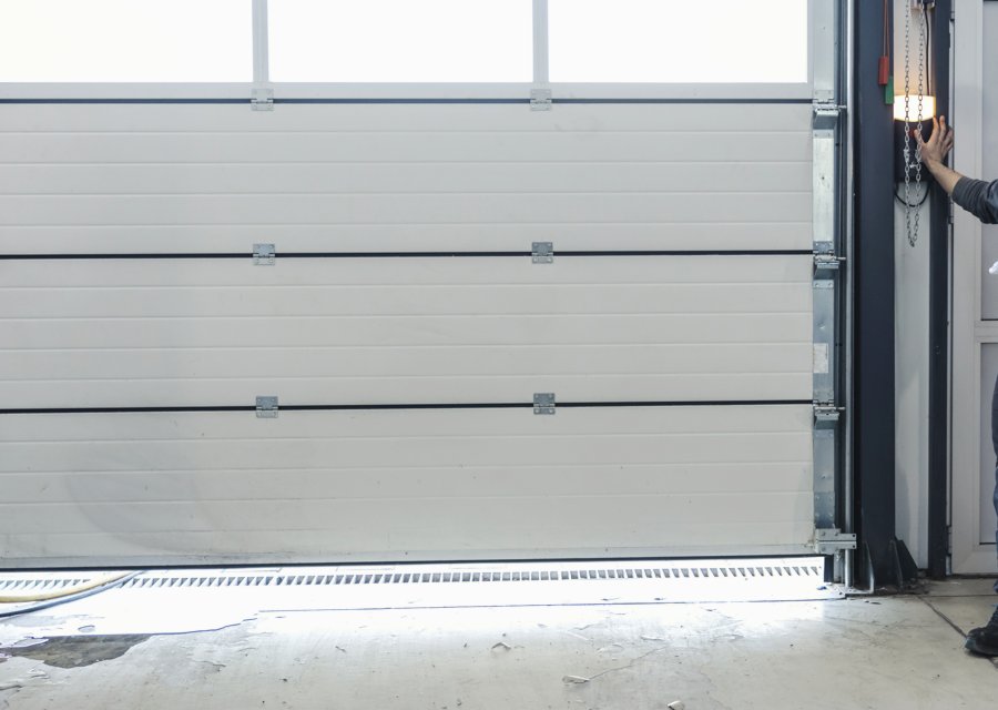 Garage-door work by Super Garage Door & Repair in Indianapolis, IN