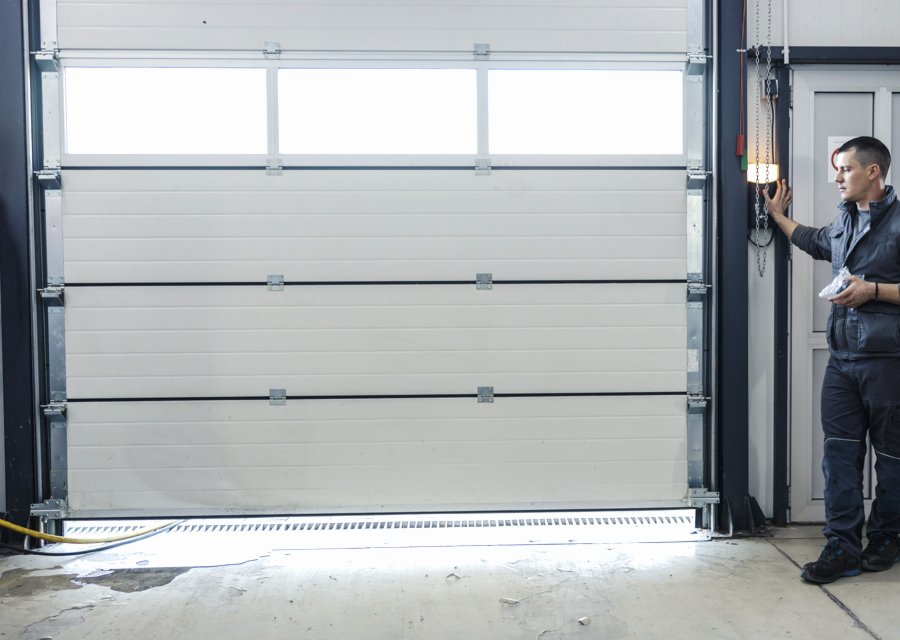 Garage-door work by El Garage Door Repair in Pasadena, CA