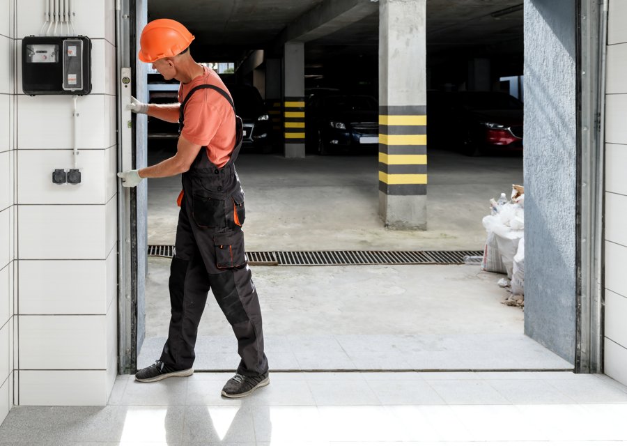 Garage-door work by Precise Garage Door Hialeah LLC in Cincinnati, OH
