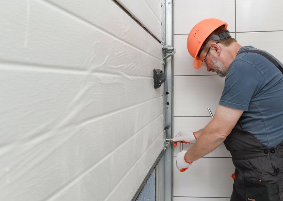 Garage-door work by Keystone Garage Door Repair in Minneapolis, MN