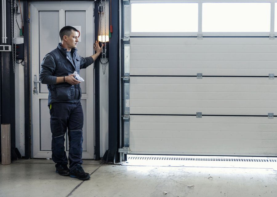 Garage-door work by Sac's Garage Door Repair in Baltimore, MD