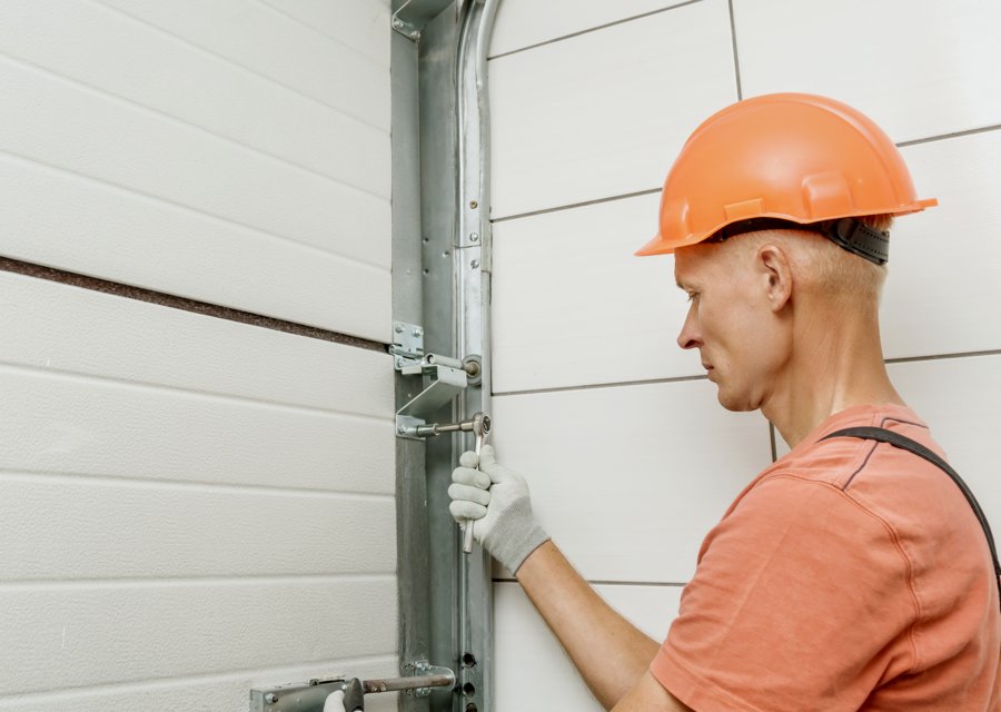 Garage-door work by J & G Garage Door Repair in Orlando, FL
