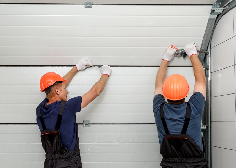 Garage-door work by First Response Garage Door in Twin Falls, ID