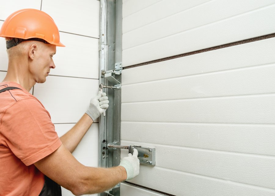 Garage-door work by Greendoors Garage Doors in Mt Dora, FL