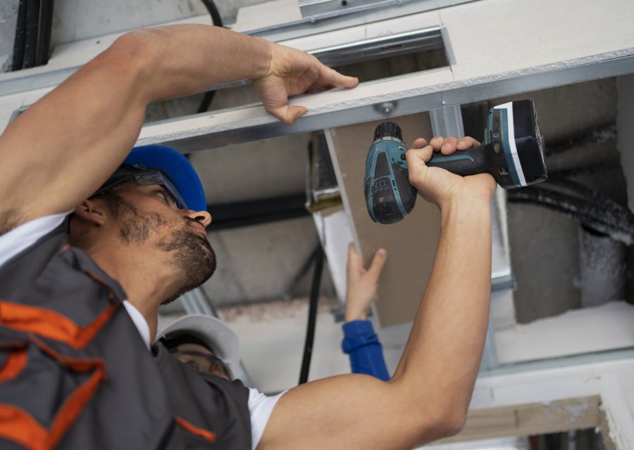 Garage-door work by Duran Garage Doors Repair Service in Jeffersontown, KY