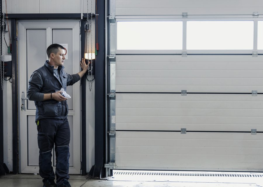 Garage-door work by Central Coast Garage Doors in Vienna, VA