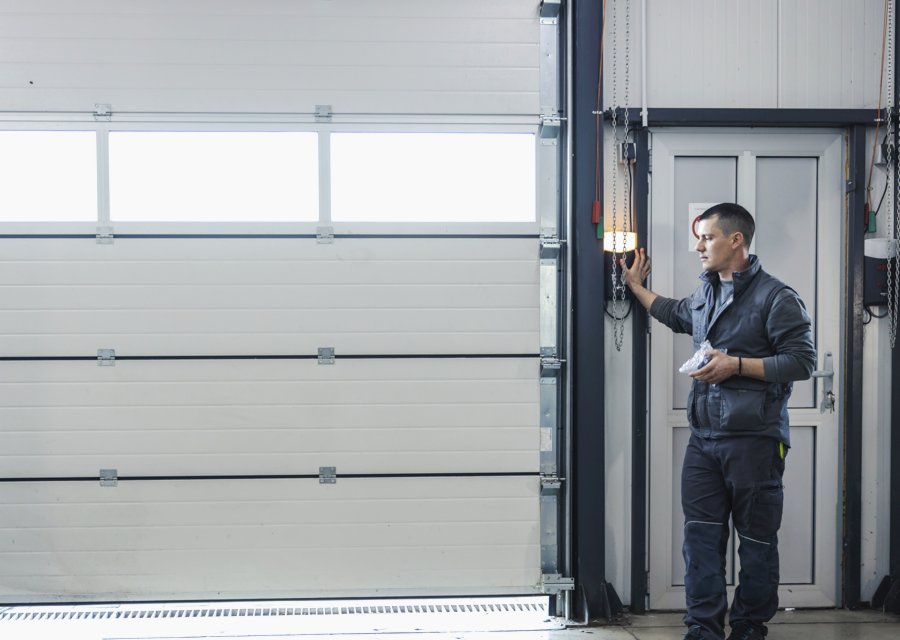 Garage-door work by Summerville Garage Door Repair in Cascade, CO