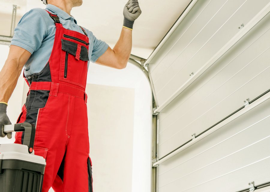 Garage-door work by Mr. Fix it Garage Door in Ponca City, OK