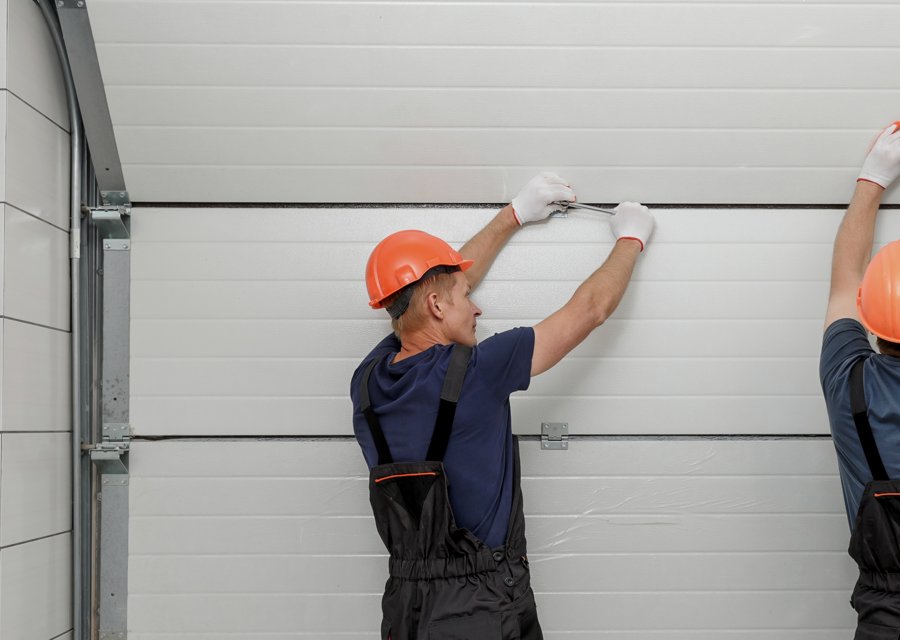 Garage-door work by Easy Garage Door in Ottumwa, IA
