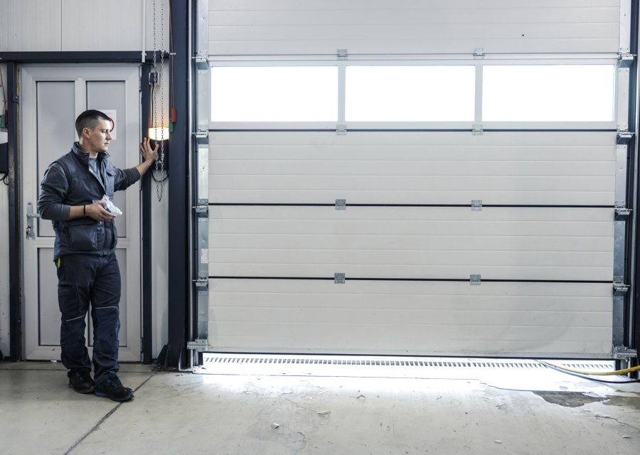 Garage-door work by Evergetis Garage Doors LLC in Miami, FL