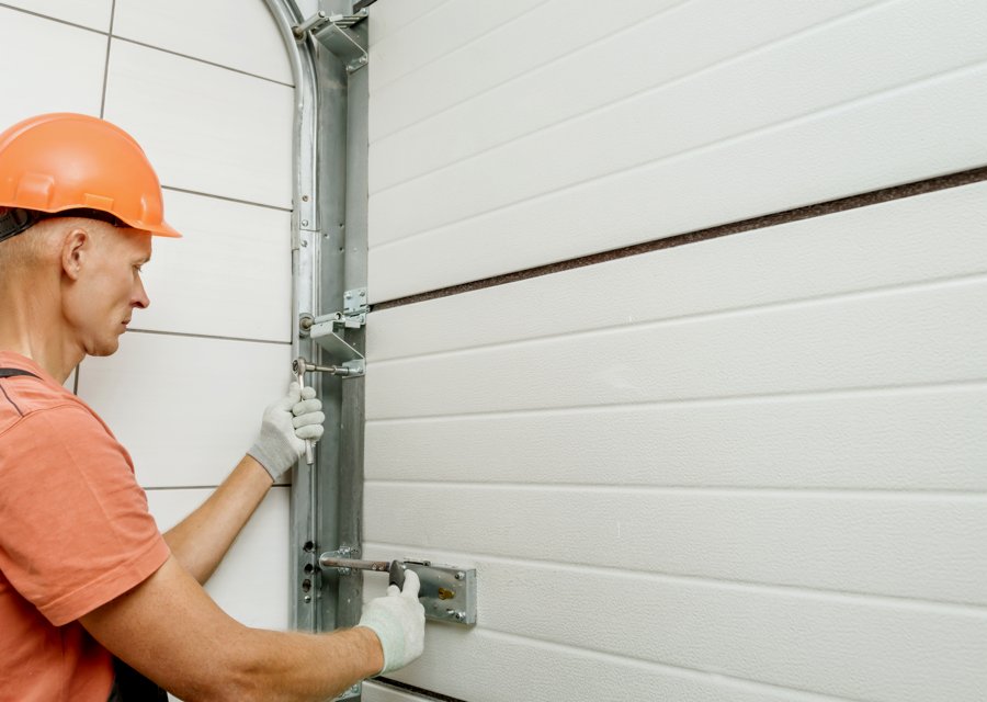 Garage-door work by El Garage Door in Pikeville, KY