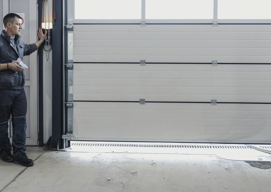 Garage-door work by Super Duper Garage Door Repair in Indianapolis, IN
