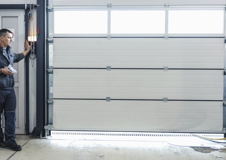 Garage-door work by Vidor Garage Door in Norwich, CT
